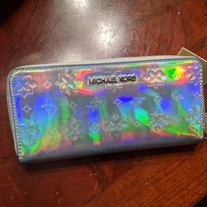 Michael kors wallet